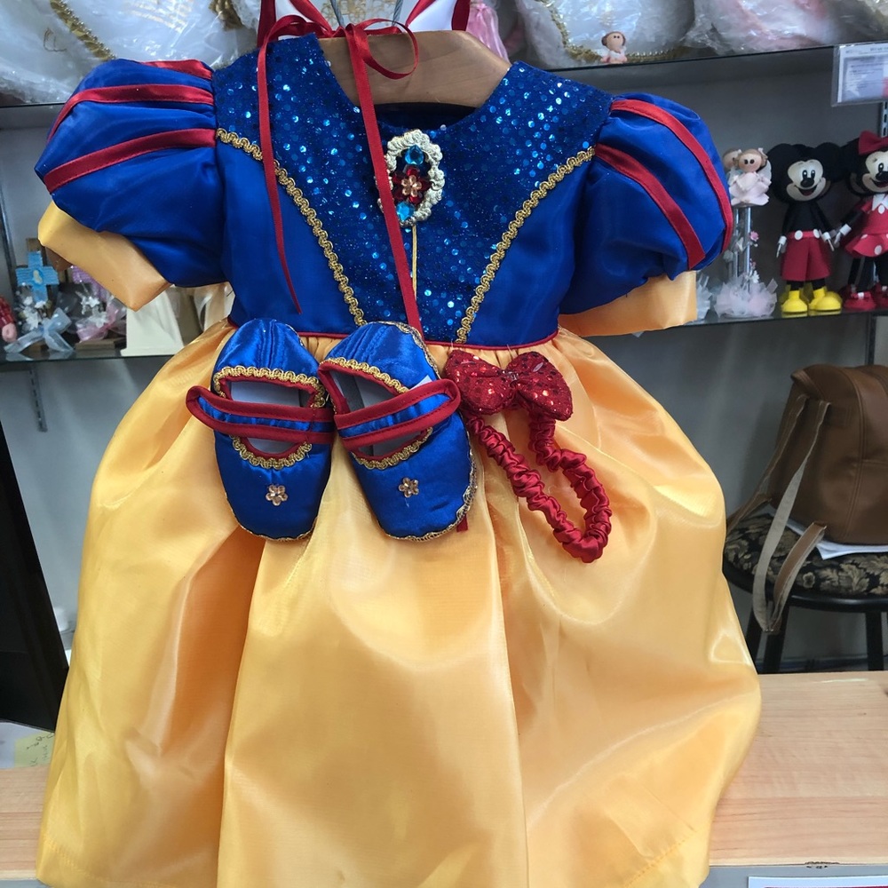 Snow White Princess dress